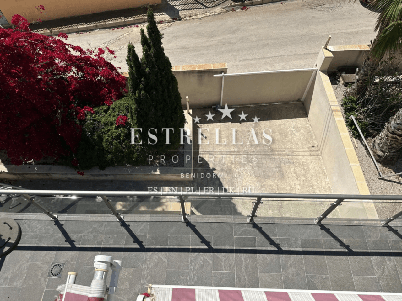 Exclusiva villa moderna con piscina privada y VISTAS PANORÁMICAS AL MAR en Montiboli, Villajoyosa