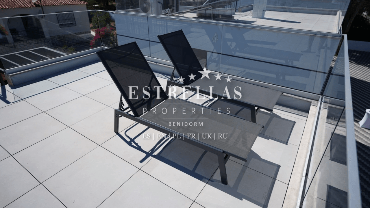 Villa exclusiva con piscina privada y cocina exterior en La Nucía, entre Altea y Benidorm